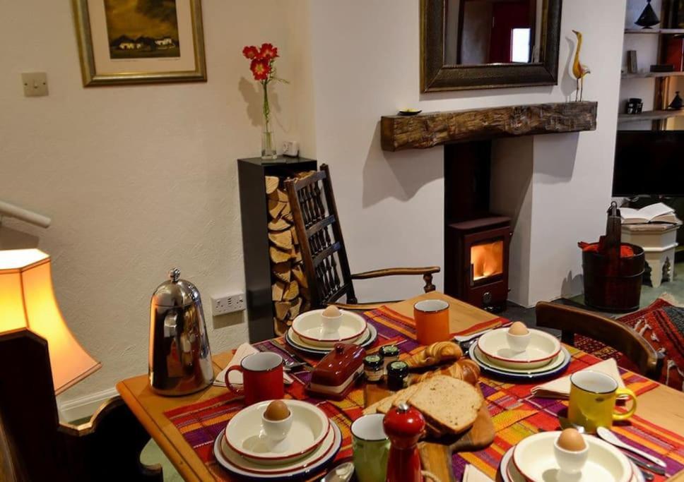 Cosy Holiday Cottage In Crickhowell. Llangattock Exterior photo